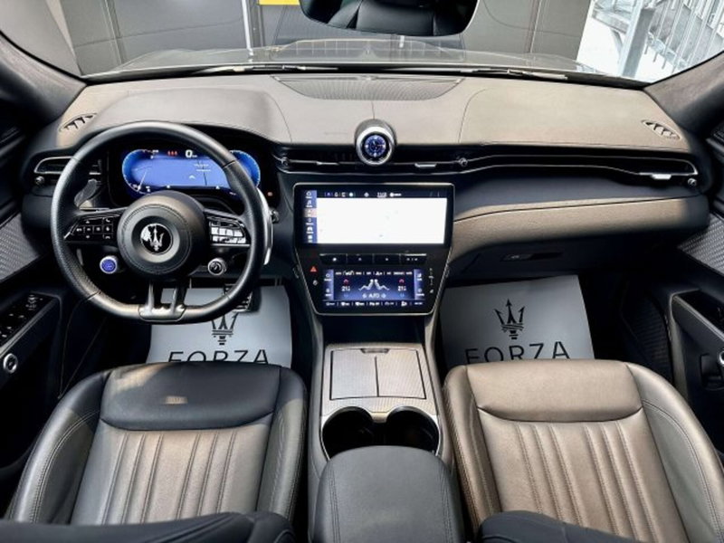 Maserati Grecale usata a Torino (15)