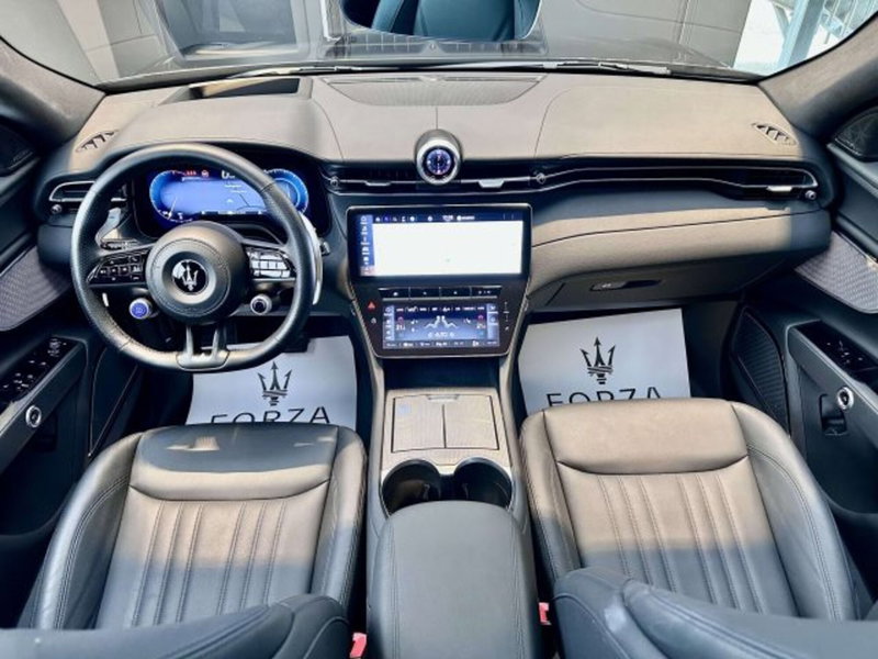 Maserati Grecale usata a Torino (15)