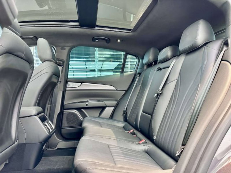 Maserati Grecale usata a Torino (11)