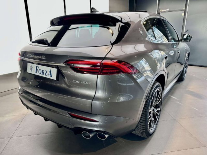 Maserati Grecale usata a Torino (6)