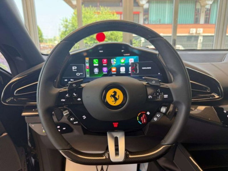 Ferrari Purosangue nuova a Torino (10)