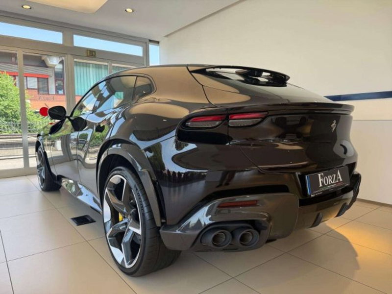 Ferrari Purosangue nuova a Torino (14)