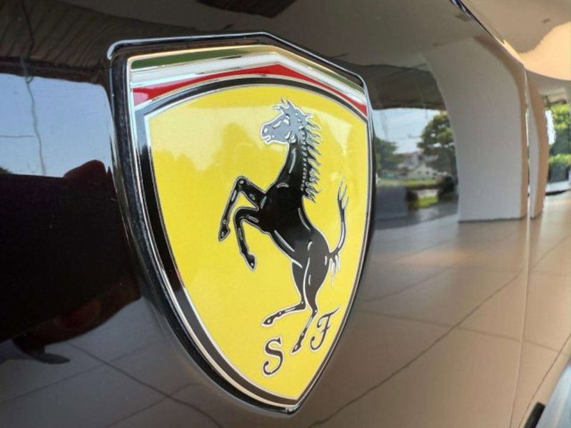 Ferrari Purosangue nuova a Torino (5)