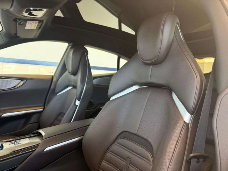 Ferrari Purosangue nuova a Torino (8)