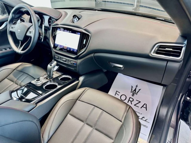 Maserati Ghibli nuova a Torino (13)