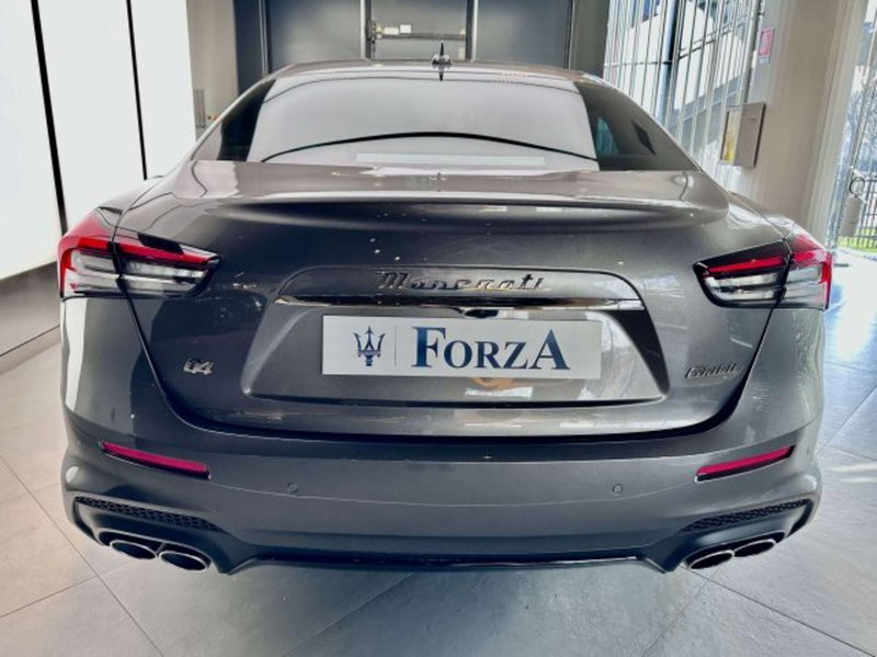 Maserati Ghibli nuova a Torino (7)