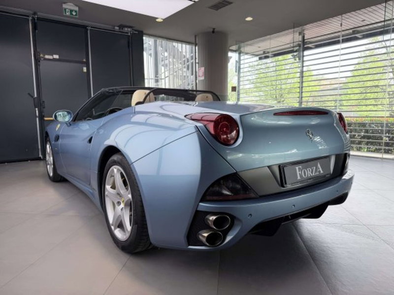 Ferrari California Spider usata a Torino (15)