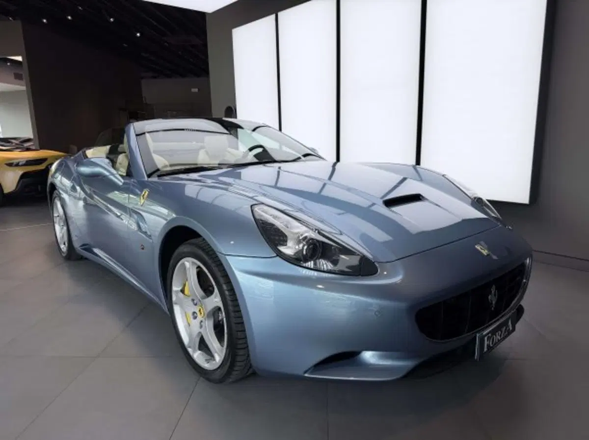 Ferrari California Spider usata a Torino (3)