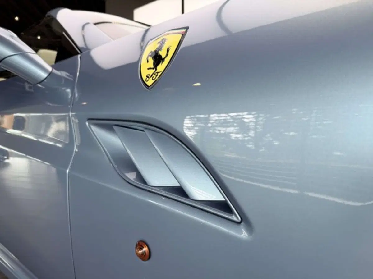 Ferrari California Spider usata a Torino (9)