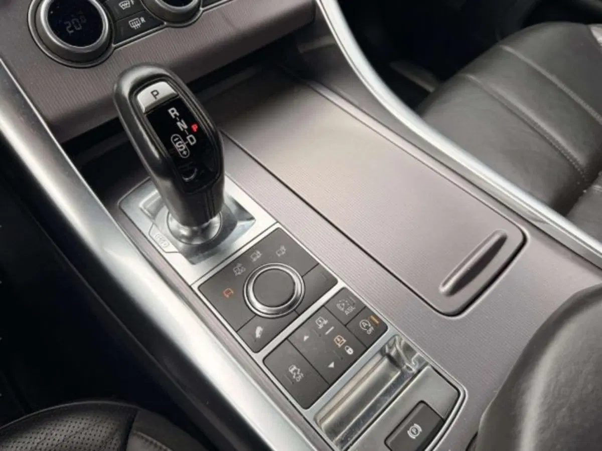 Land Rover Range Rover Sport usata a Siena (17)