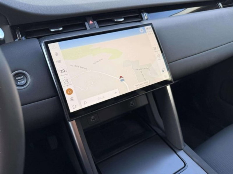 Land Rover Discovery Sport usata a Siena (12)