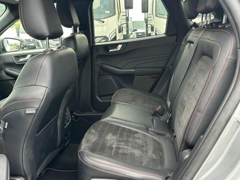Ford Kuga usata a Lucca (7)