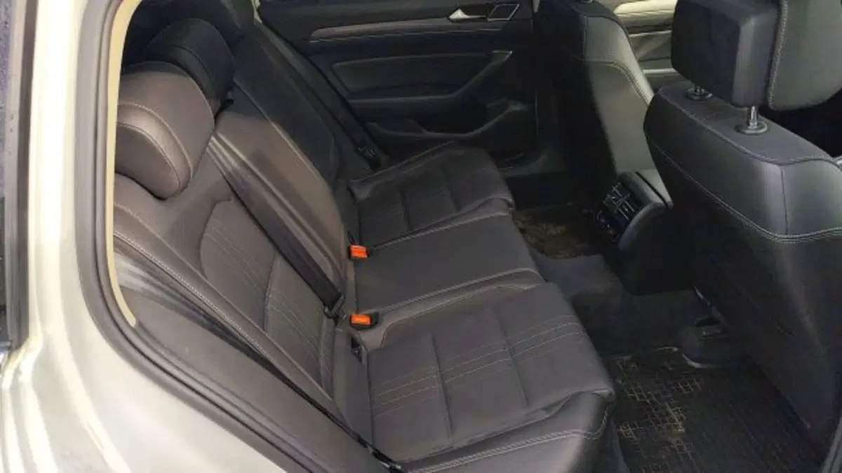 Volkswagen Passat Variant usata a Como (11)