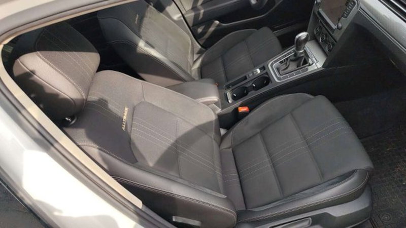 Volkswagen Passat Variant usata a Como (9)