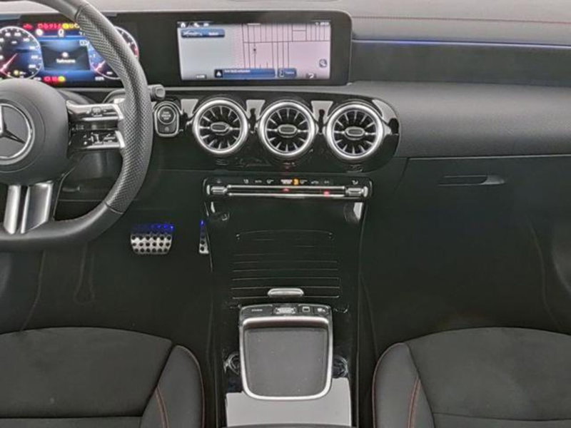 Mercedes-Benz CLA usata a Milano (7)