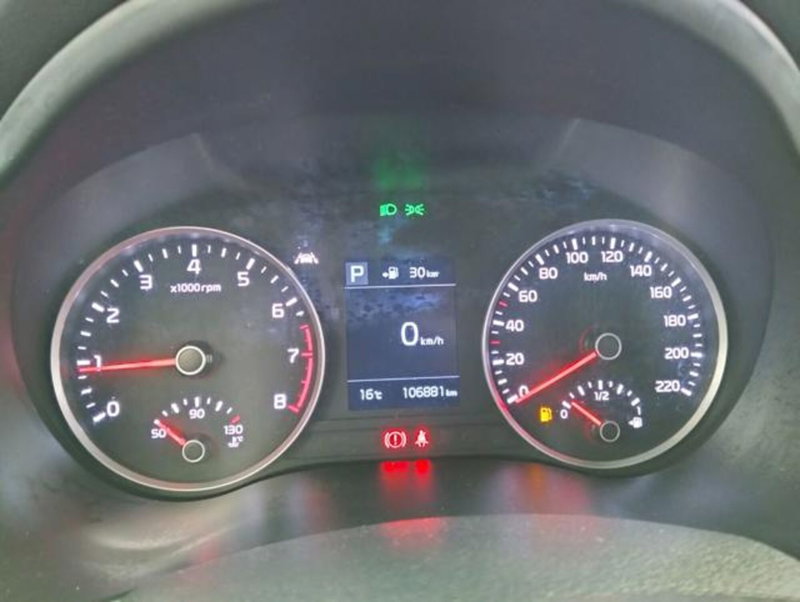 Kia Stonic usata a Como (13)