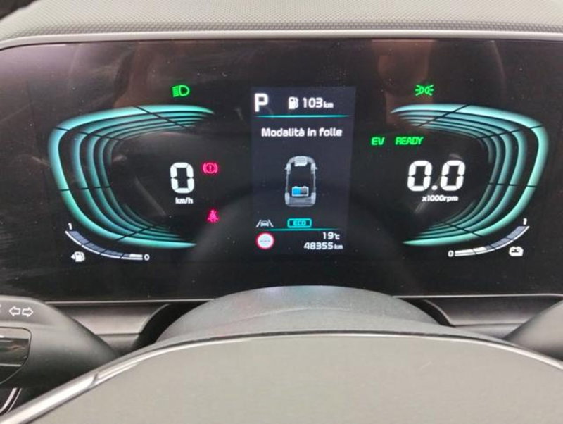 Kia Niro usata a Como (13)