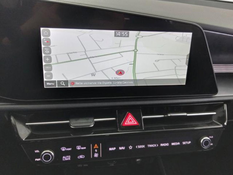 Kia Niro usata a Como (17)