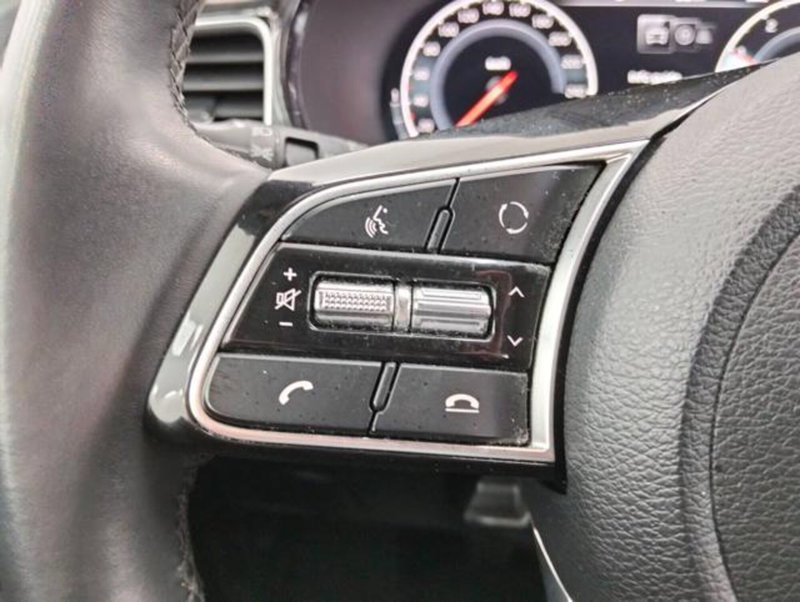 Kia XCeed usata a Como (11)