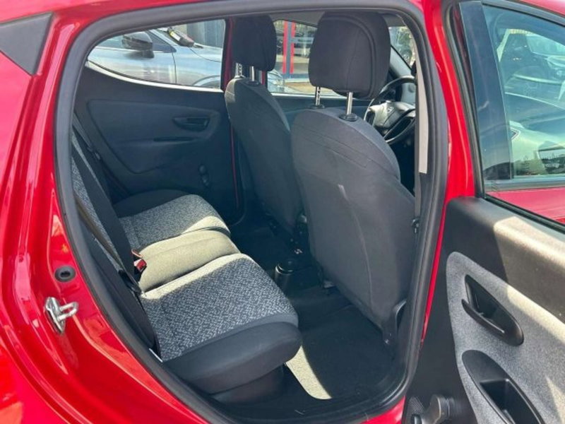 Lancia Ypsilon usata a Firenze (11)