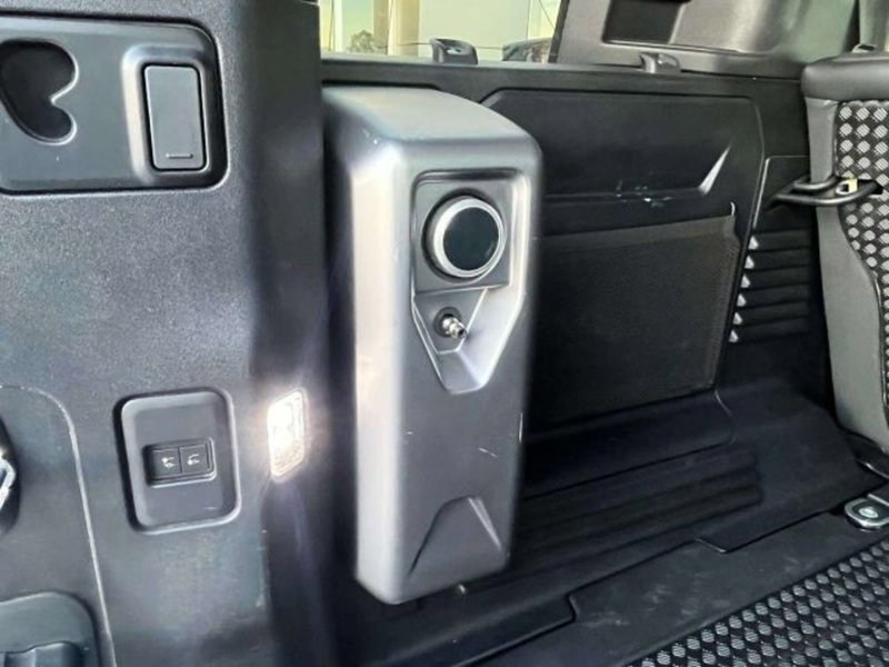 Land Rover Defender usata a Firenze (10)