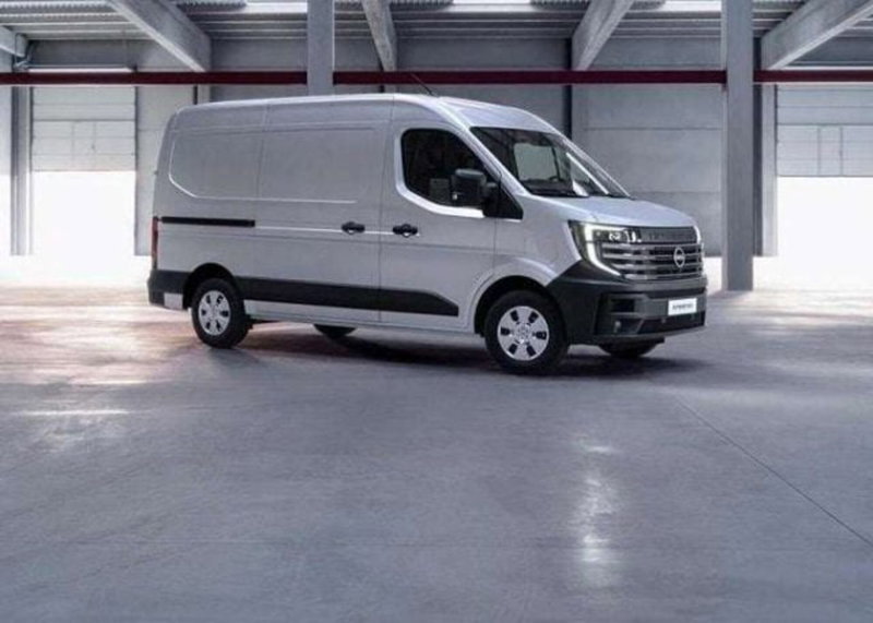 Nissan Interstar Furgone nuova a Firenze (3)