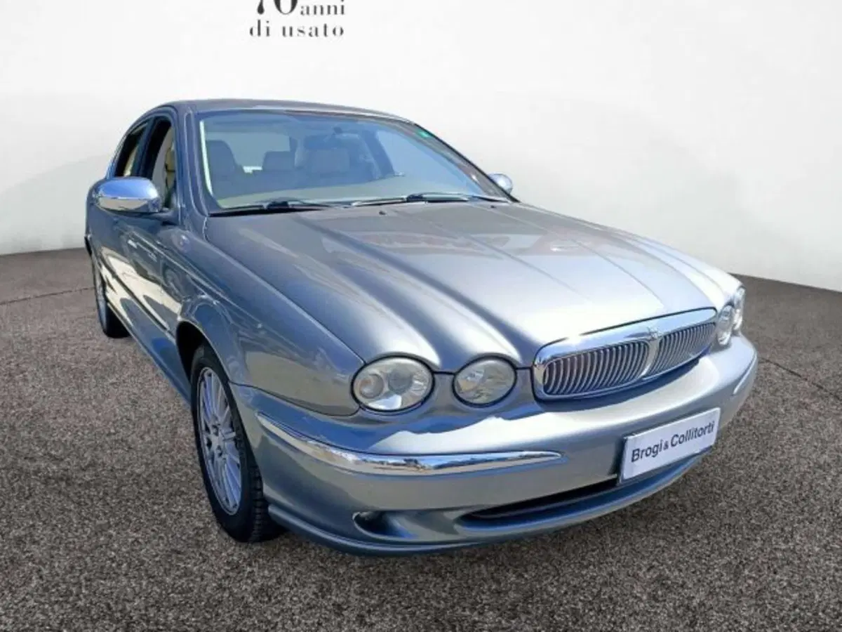 Jaguar X-Type usata a Firenze