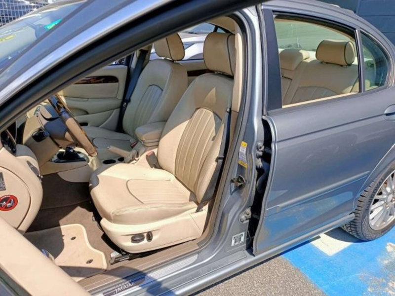 Jaguar X-Type usata a Firenze (14)