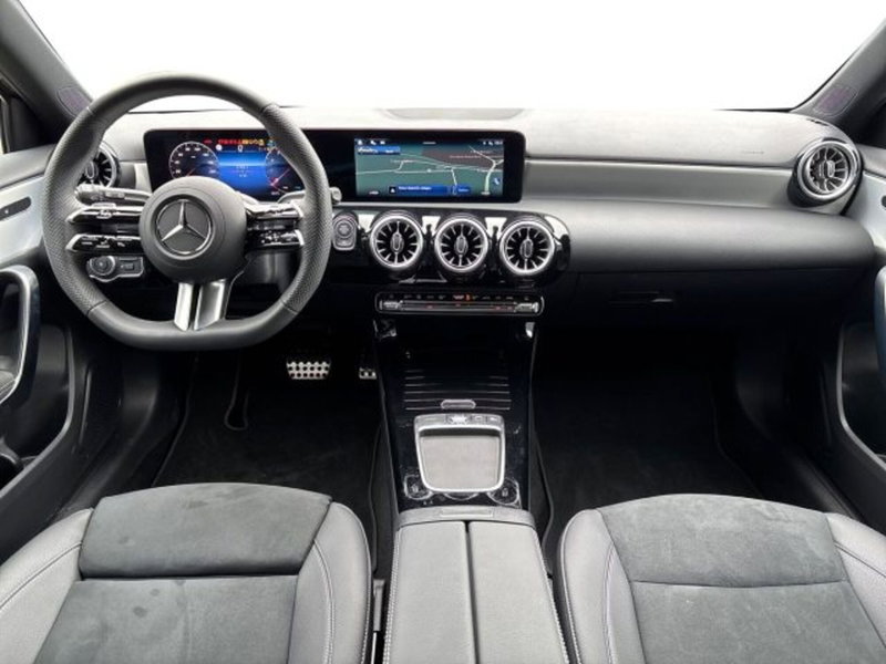 Mercedes-Benz Classe A usata a Bologna (9)