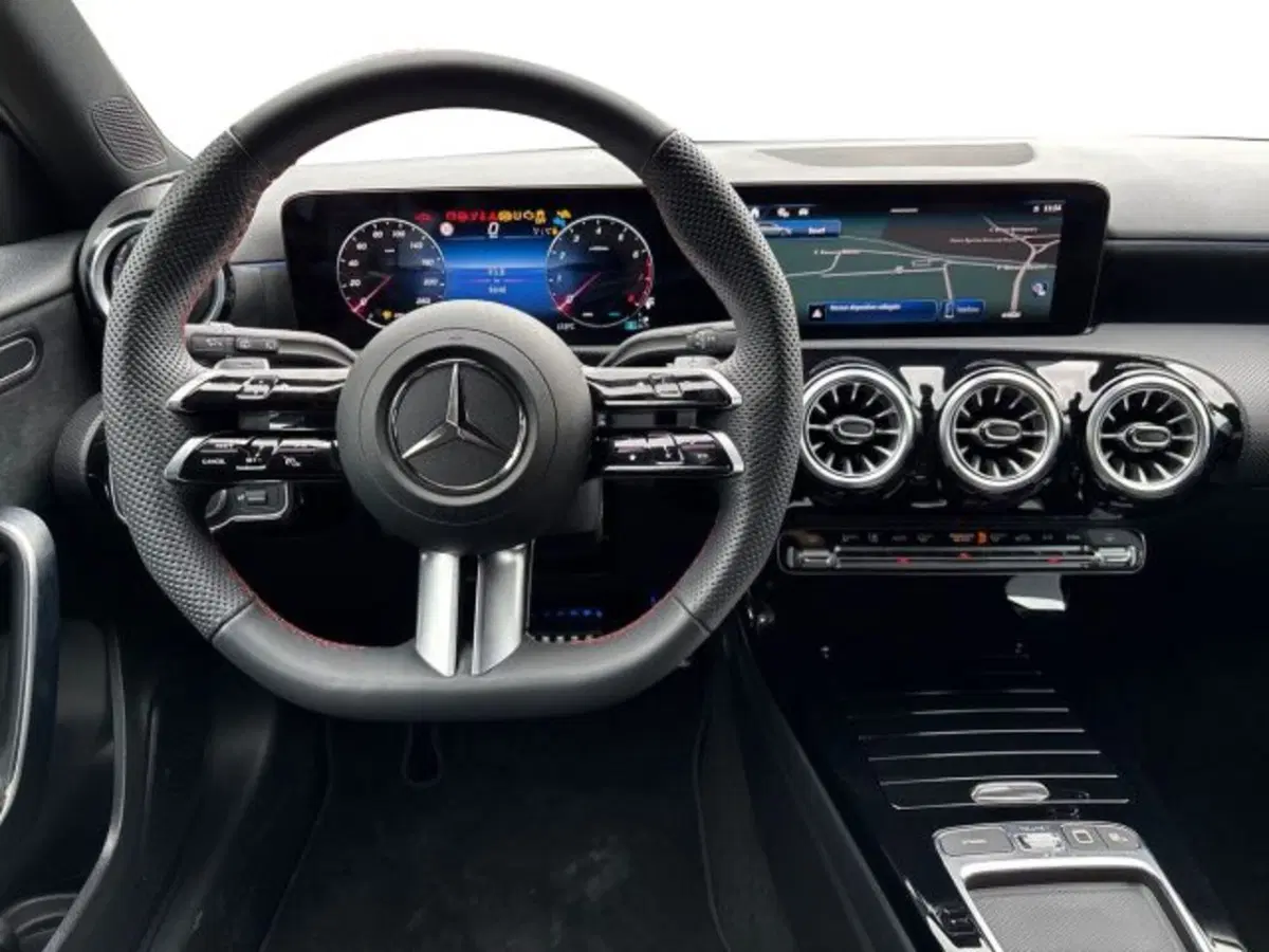 Mercedes-Benz Classe A usata a Bologna (11)