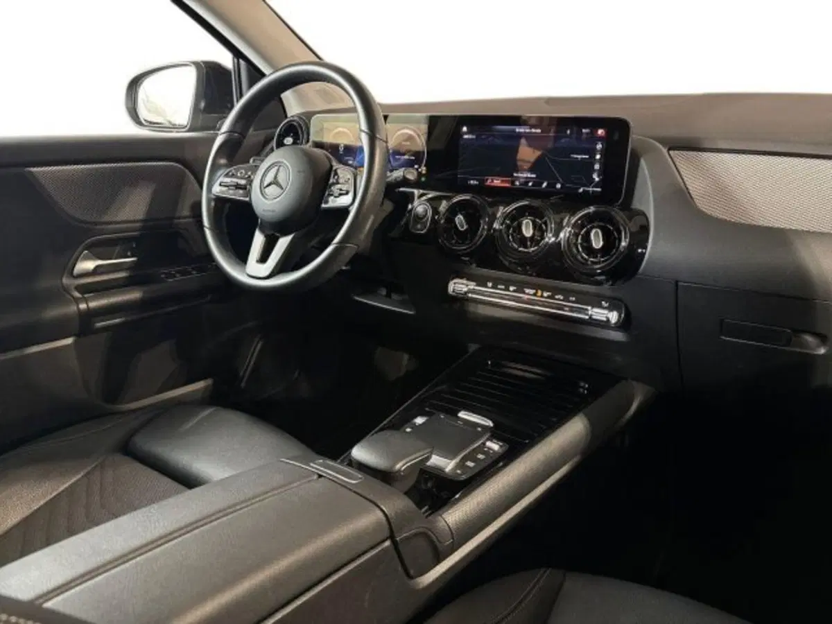 Mercedes-Benz GLA SUV usata a Bologna (15)