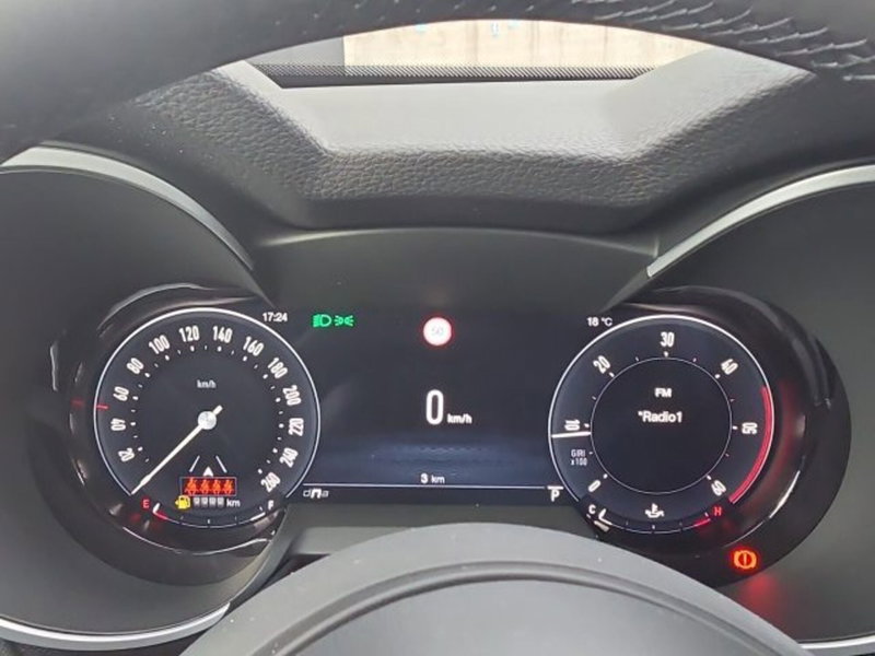 Alfa Romeo Stelvio nuova a Monza e Brianza (10)