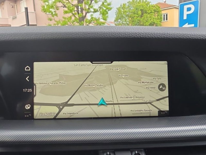 Alfa Romeo Stelvio nuova a Monza e Brianza (16)