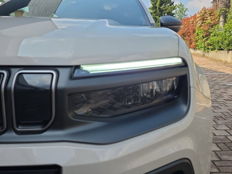 Jeep Avenger nuova a Monza e Brianza (18)