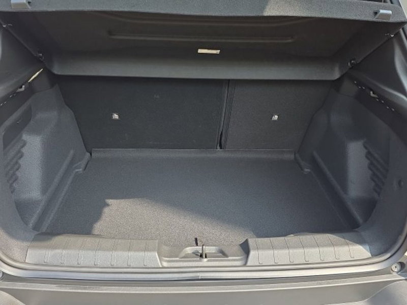 Jeep Avenger nuova a Monza e Brianza (6)