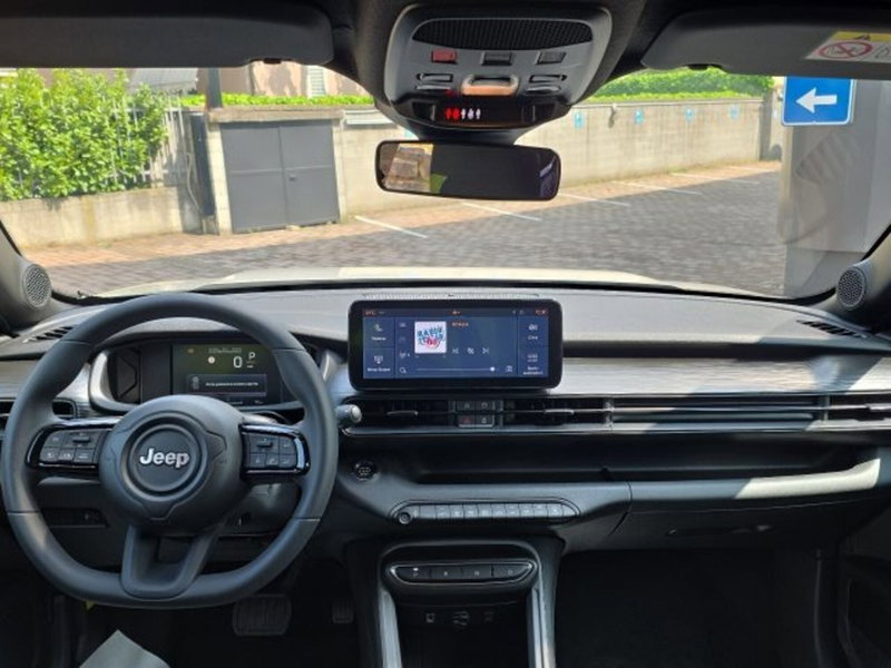 Jeep Avenger nuova a Monza e Brianza (8)