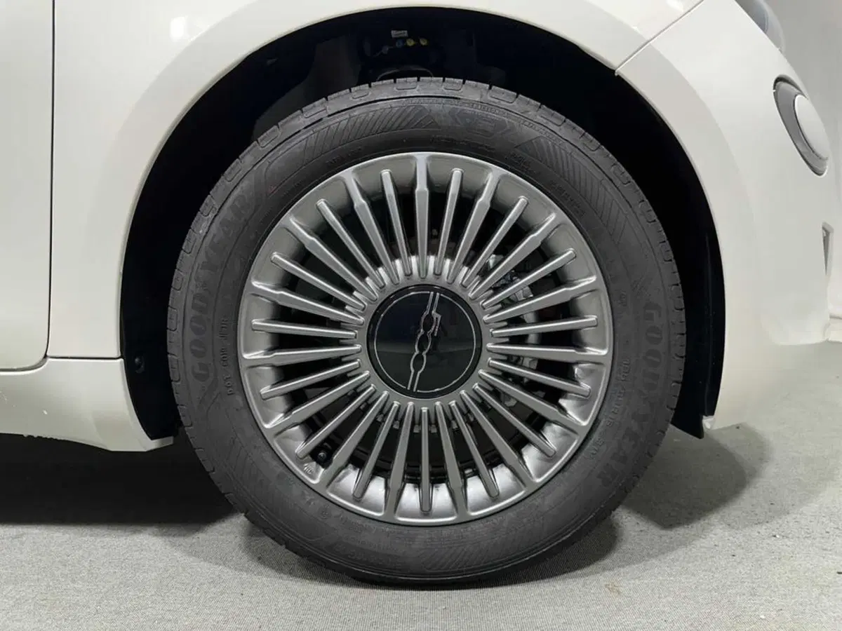 Fiat 500 Cabrio usata a Sondrio (9)
