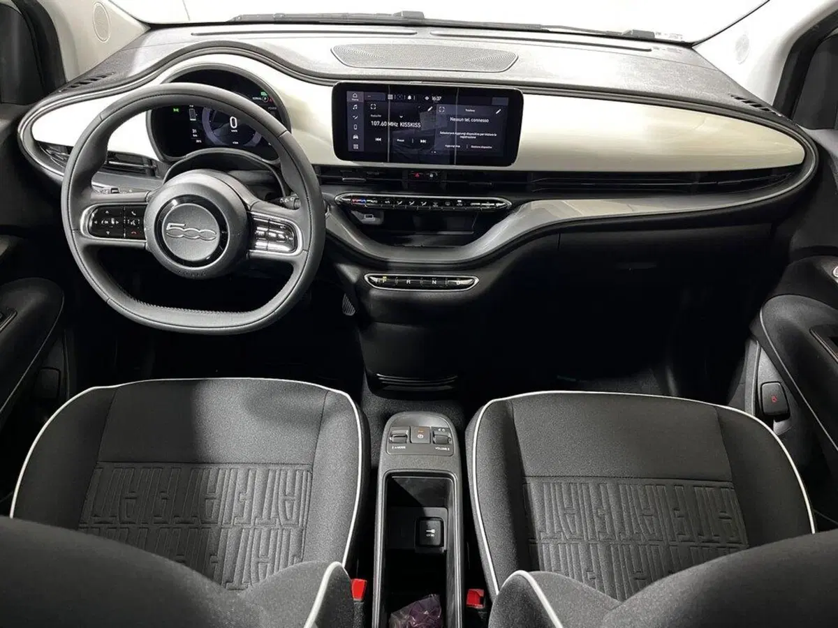 Fiat 500 Cabrio usata a Sondrio (12)