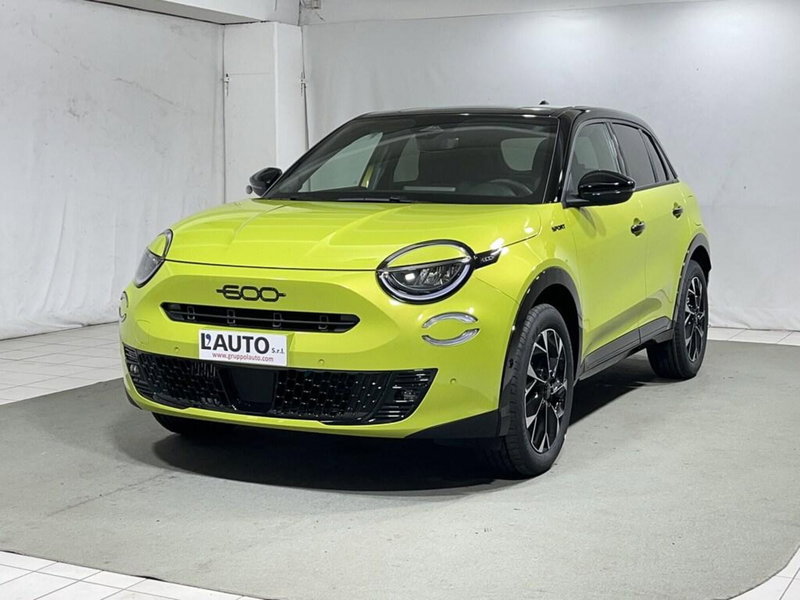 Fiat 600 nuova a Sondrio