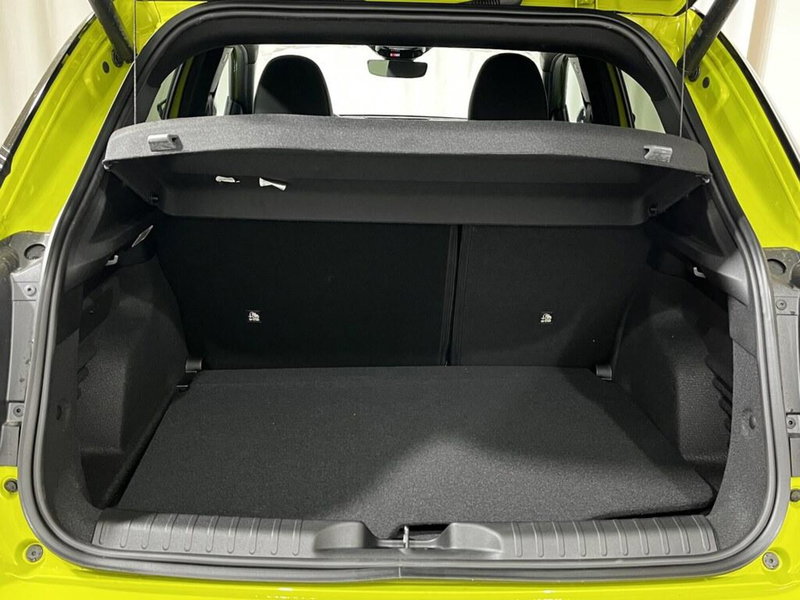 Fiat 600 nuova a Sondrio (15)