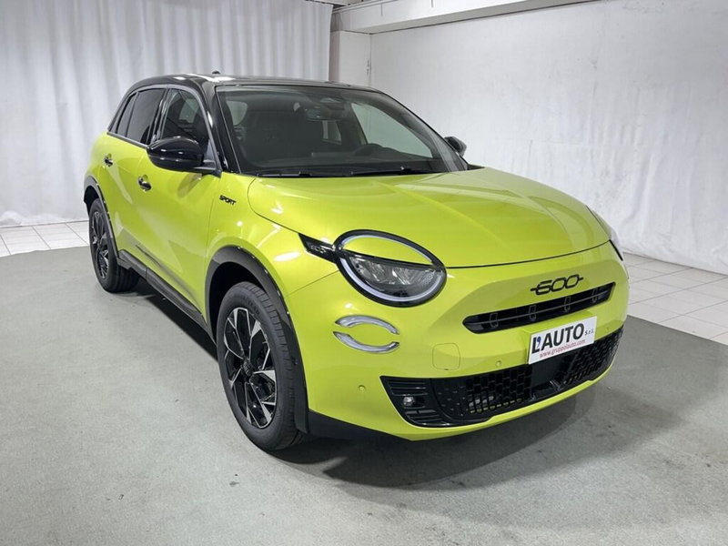 Fiat 600 nuova a Sondrio (7)