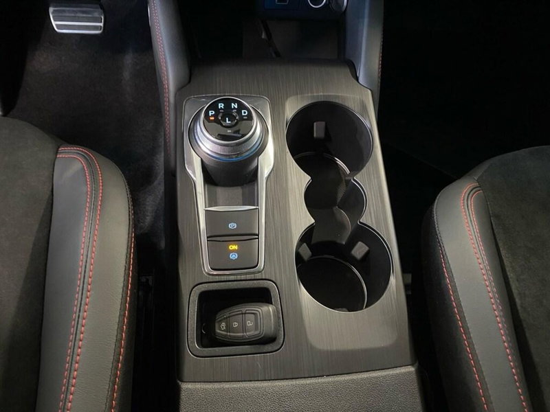 Ford Kuga nuova a Torino (11)