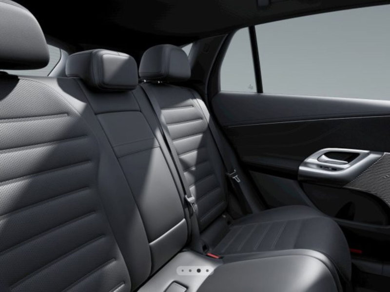 Mercedes-Benz GLC nuova a Verona (7)