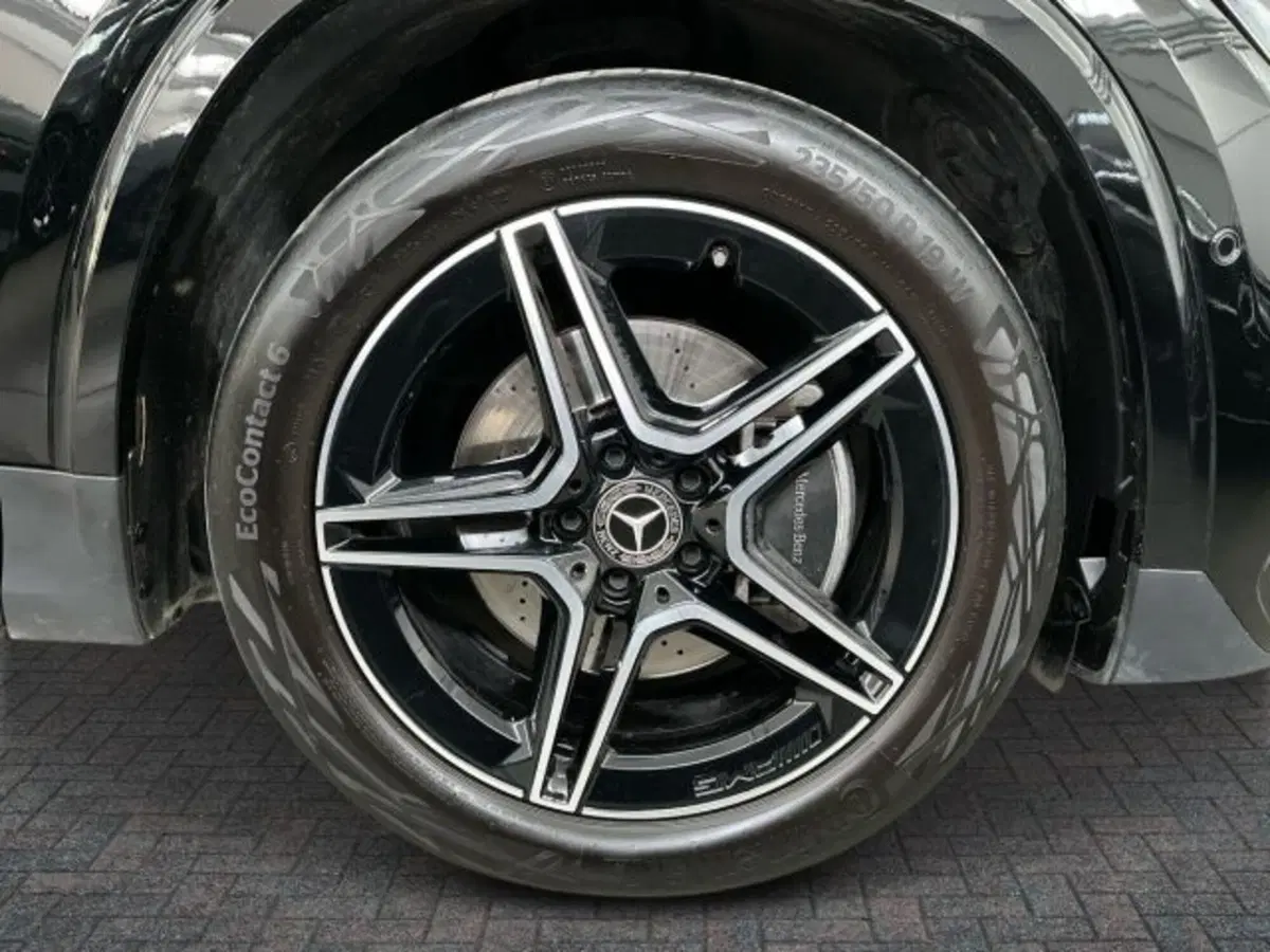 Mercedes-Benz GLA SUV nuova a Verona (7)