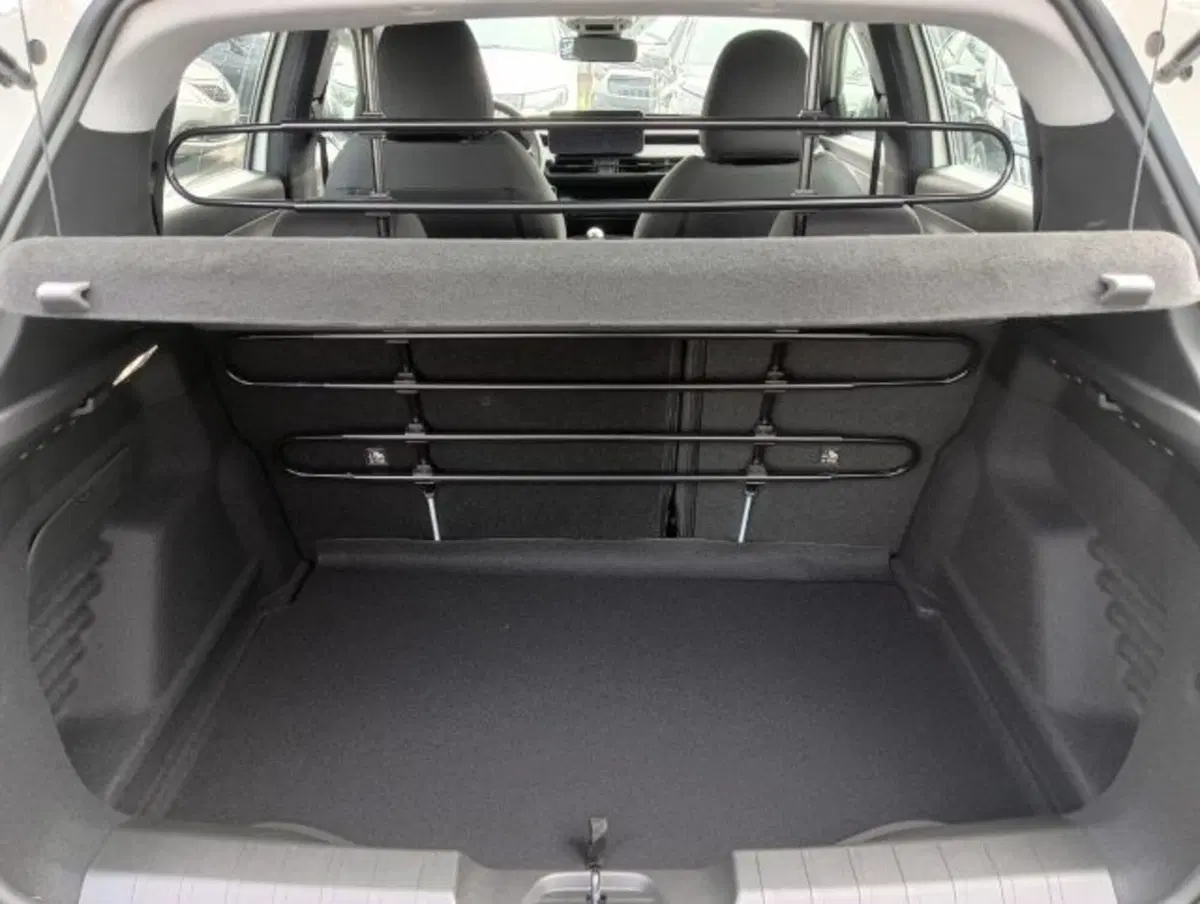 Jeep Avenger nuova a Brescia (14)