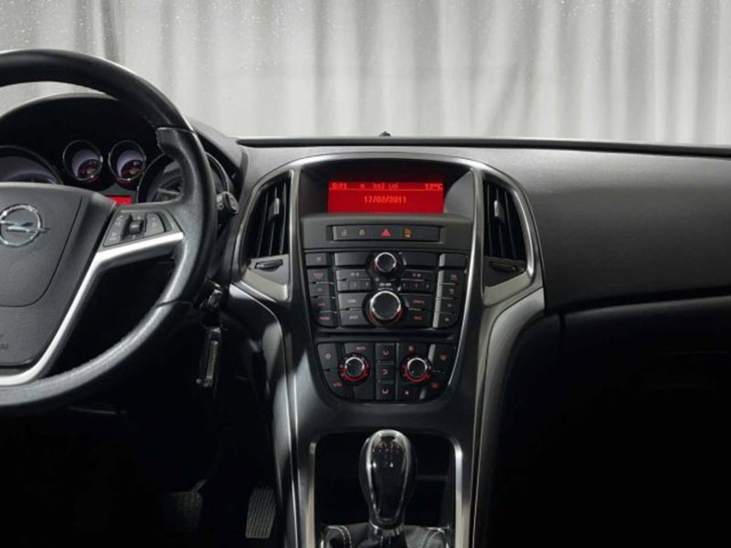 Opel Astra Station Wagon usata a Sondrio (14)