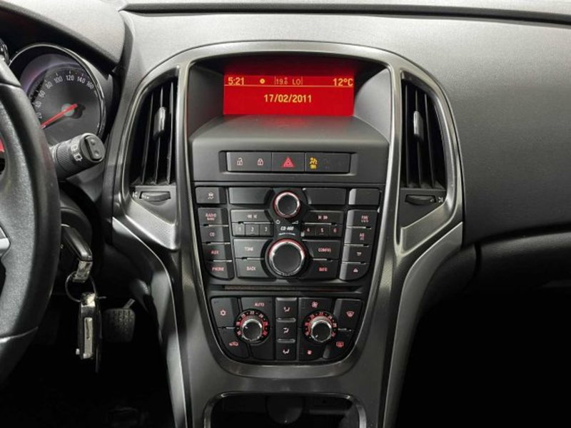 Opel Astra Station Wagon usata a Sondrio (17)