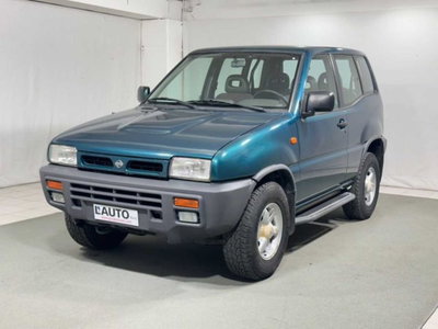 Nissan Terrano II 2.7 turbodiesel 3 porte SE del 1995 usata a Montagna in Valtellina