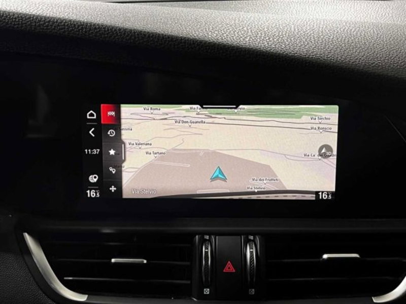 Alfa Romeo Giulia usata a Sondrio (18)