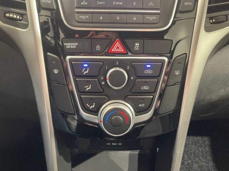 Hyundai i30 Station Wagon usata a Sondrio (18)